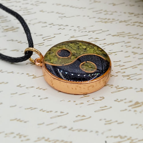 Copper Yin/Yang Green & Black Choker