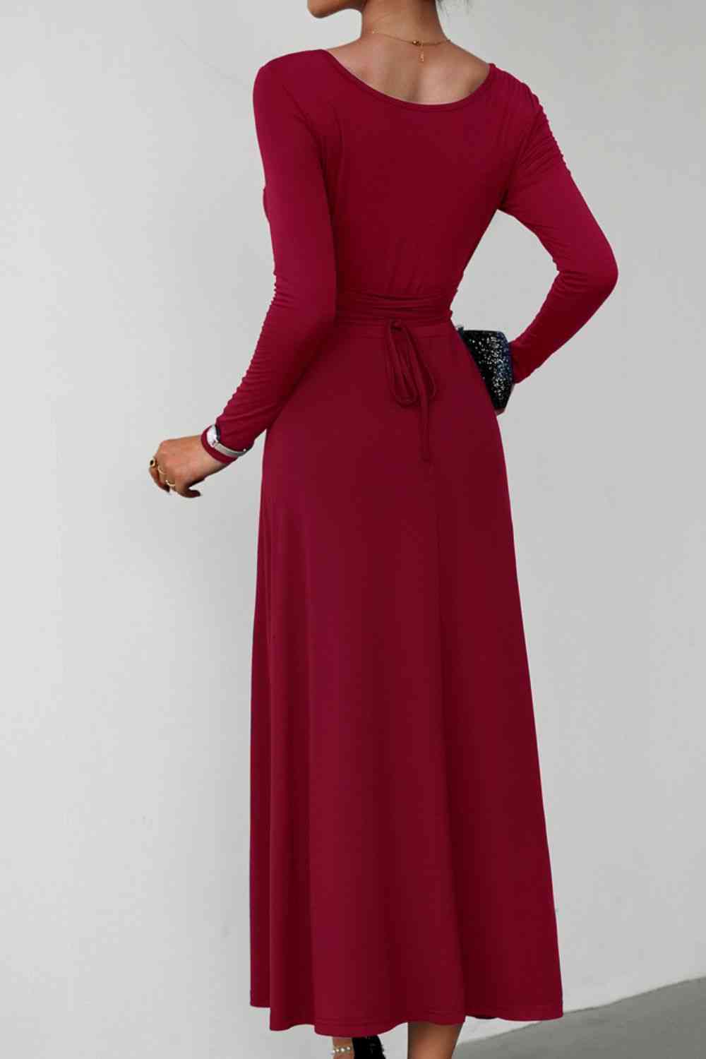 Scoop Neck Long Sleeve Lace-Up Maxi Dress