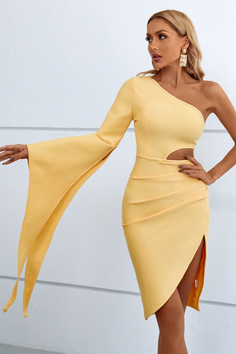 Cutout Split Flare Sleeve One-Shoulder Dress – The Gypsy Den